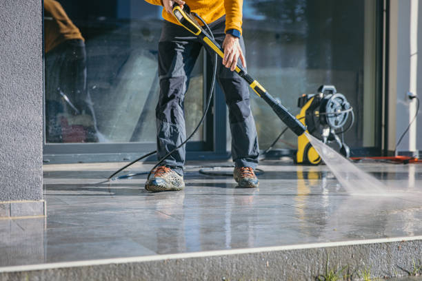 Post-Construction Pressure Washing in Bath, MI
